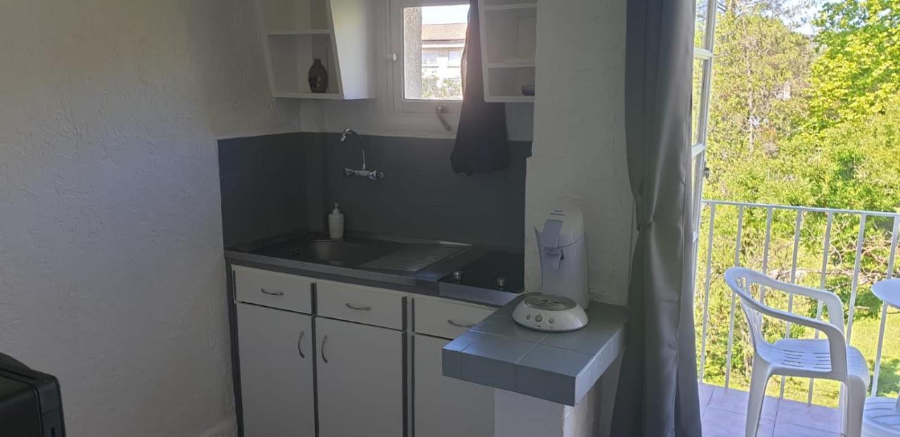 Studio Lou Paradou Residence Le Provence Gréoux-les-Bains Εξωτερικό φωτογραφία